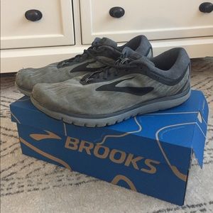 Brooks Men’s Pure Flow 7 Running Shoes Size 13